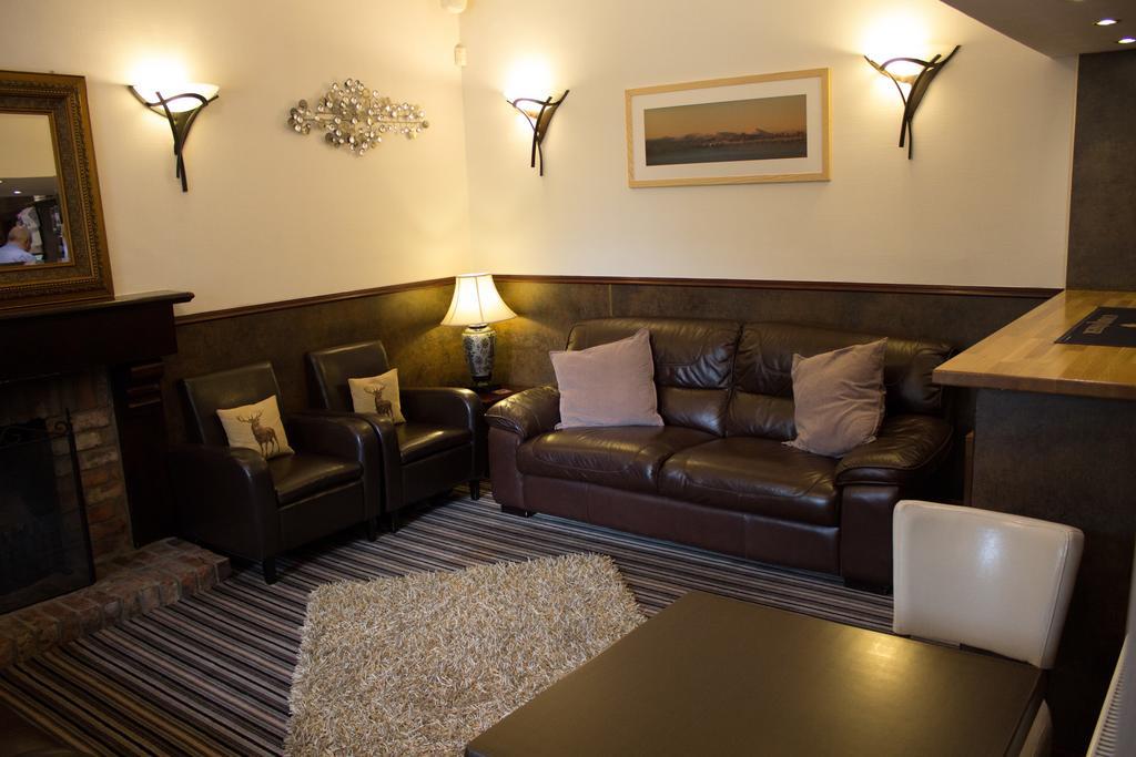 Bennachie Lodge Hotel Kemnay Eksteriør bilde